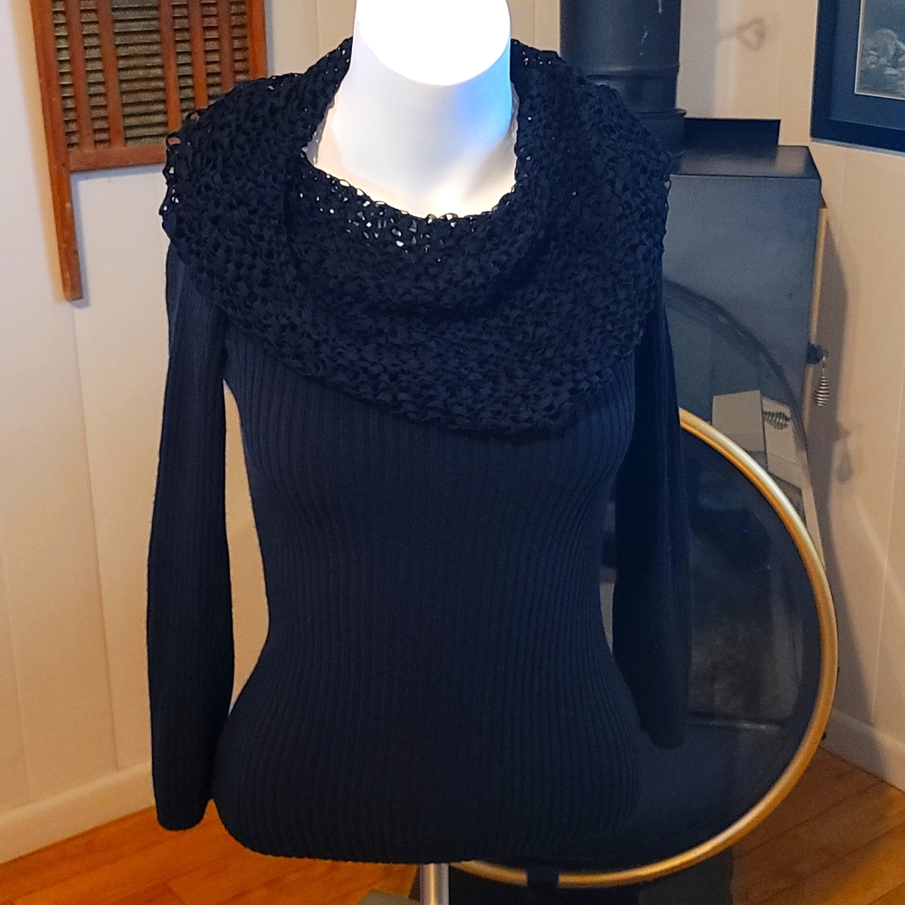 Unique Ribbed Sweater with Braided Chain Lace Cowl Neck *M*